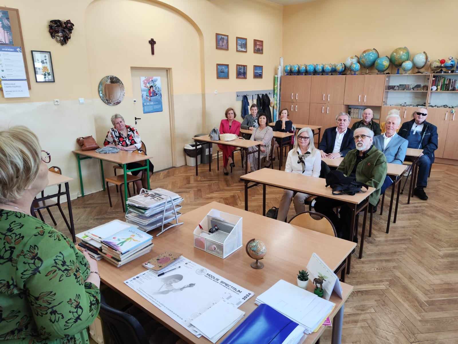 Spotkali się po 55 latach od ukończenia szkoły podstawowej