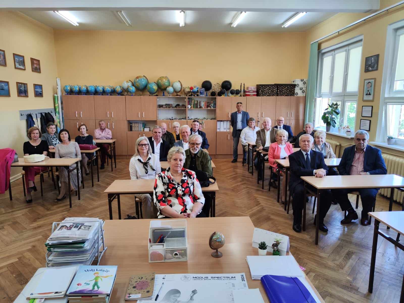 Spotkali się po 55 latach od ukończenia szkoły podstawowej