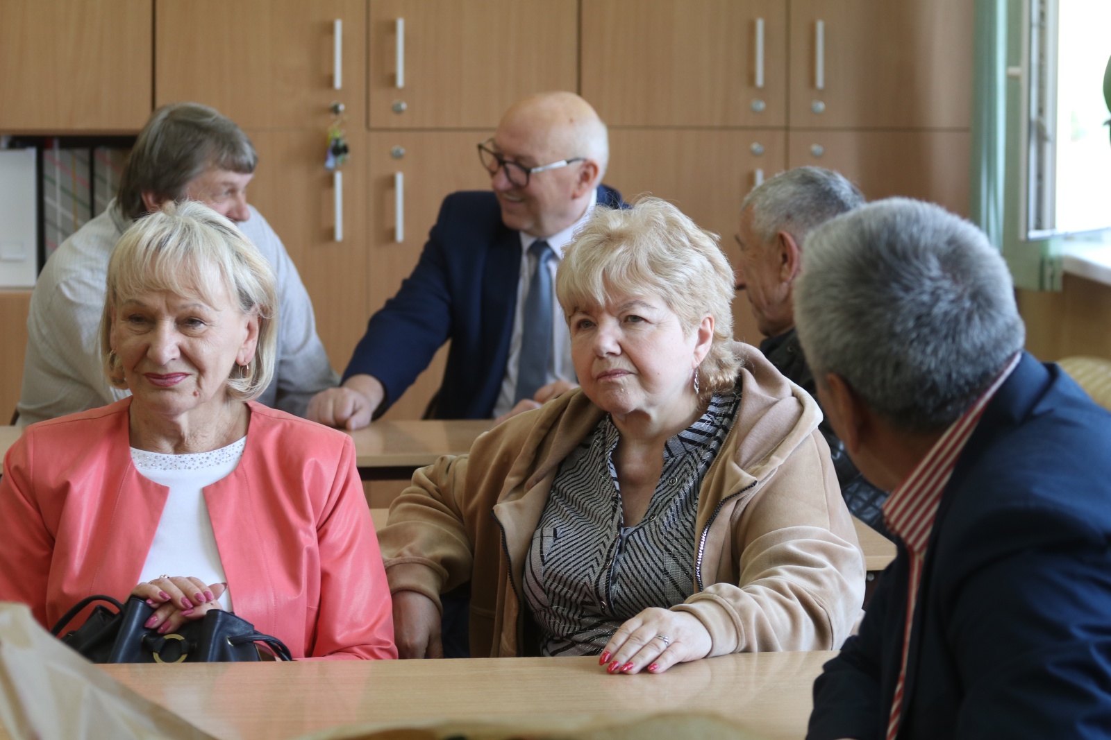 Spotkali się po 55 latach od ukończenia szkoły podstawowej