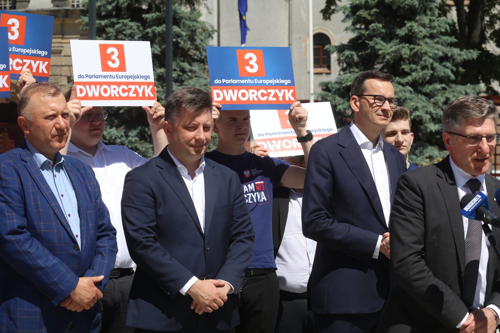 Morawiecki poparł Michała Dworczyka w wyborach do Europarlementu