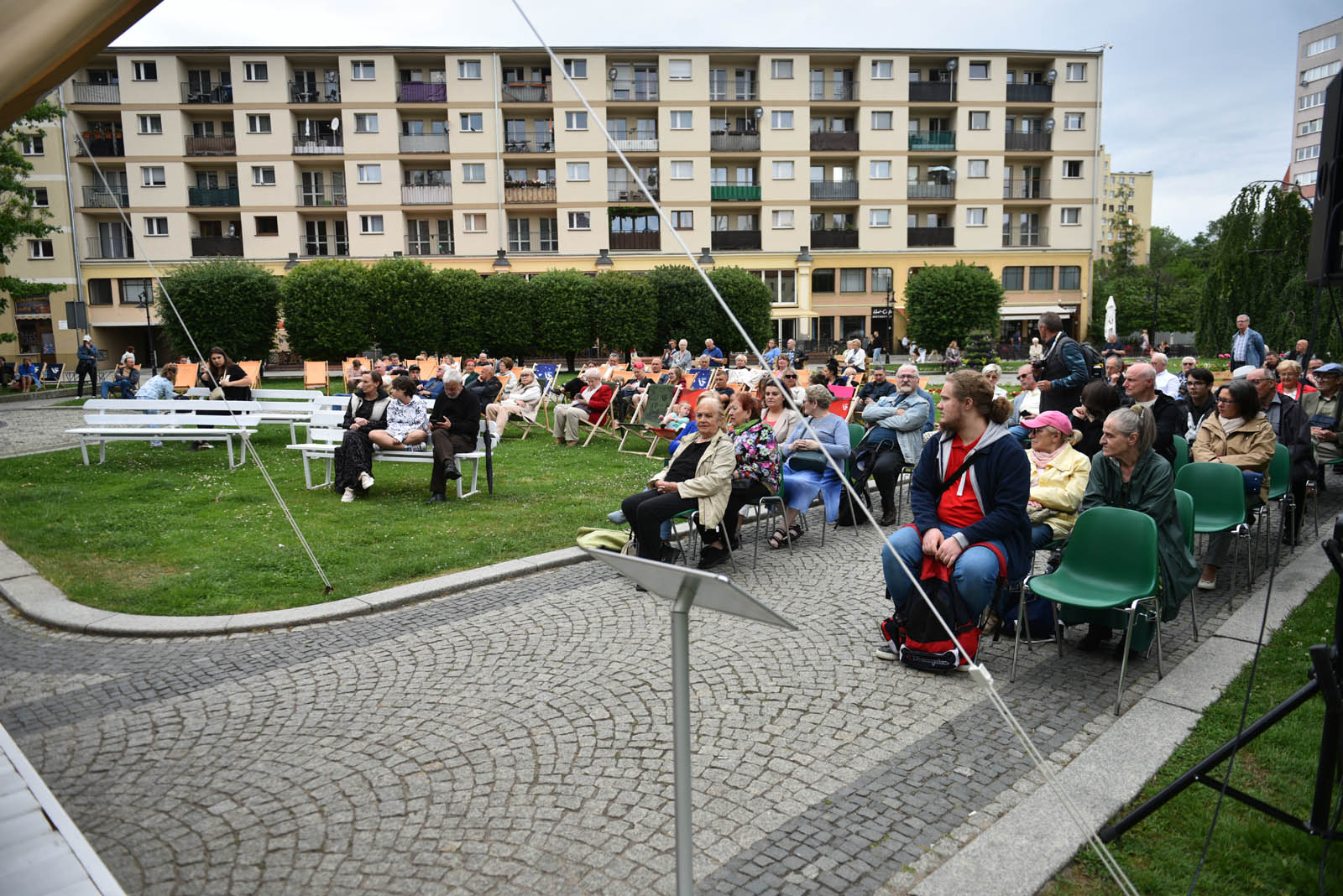 Koncert Posłuchajcie Chopina na Placu Powstańców Wielkopolskich
