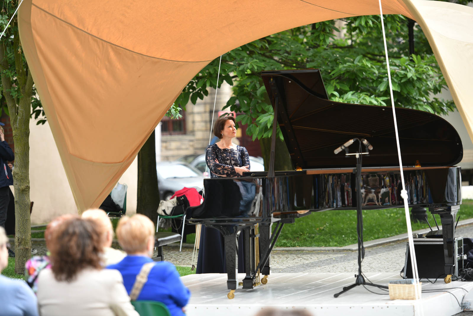 Koncert Posłuchajcie Chopina na Placu Powstańców Wielkopolskich