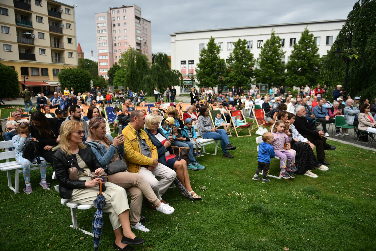 Koncert Posłuchajcie Chopina na Placu Powstańców Wielkopolskich