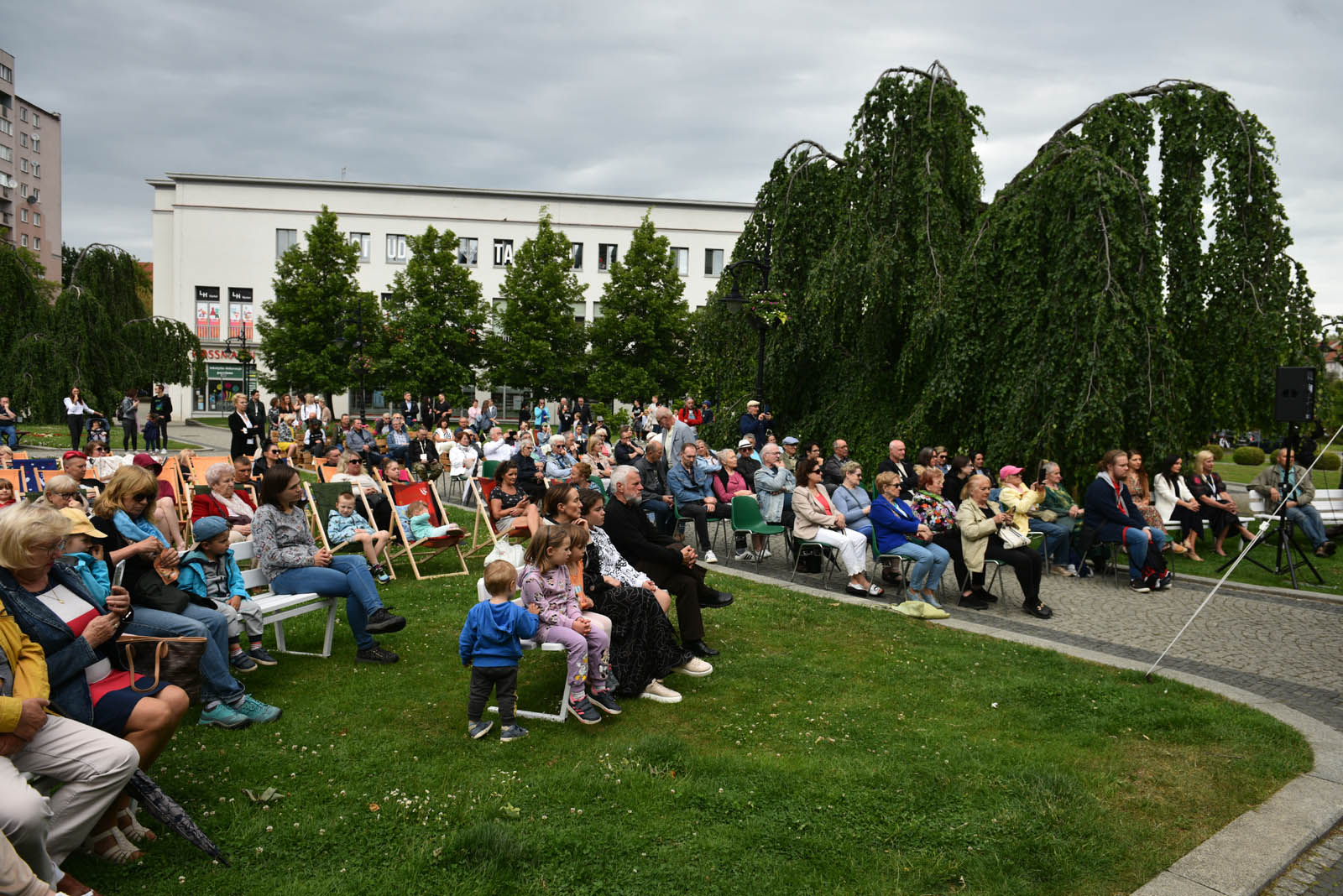 Koncert Posłuchajcie Chopina na Placu Powstańców Wielkopolskich