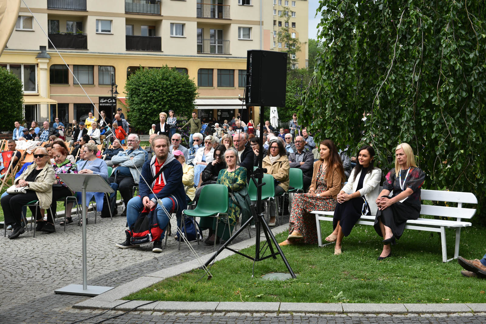 Koncert Posłuchajcie Chopina na Placu Powstańców Wielkopolskich