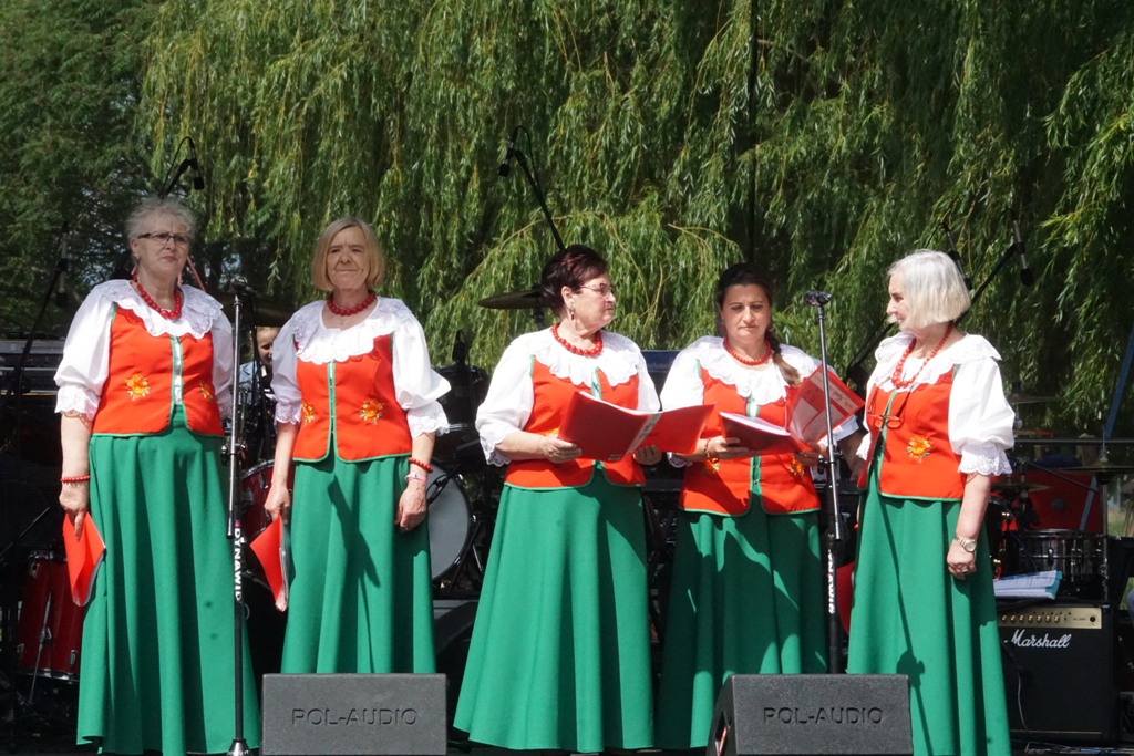 Mieszkańcy gminy Kunice bawią się na tradycyjnej majówce cz. 2