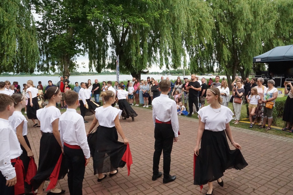 Mieszkańcy gminy Kunice bawią się na tradycyjnej majówce cz. 3