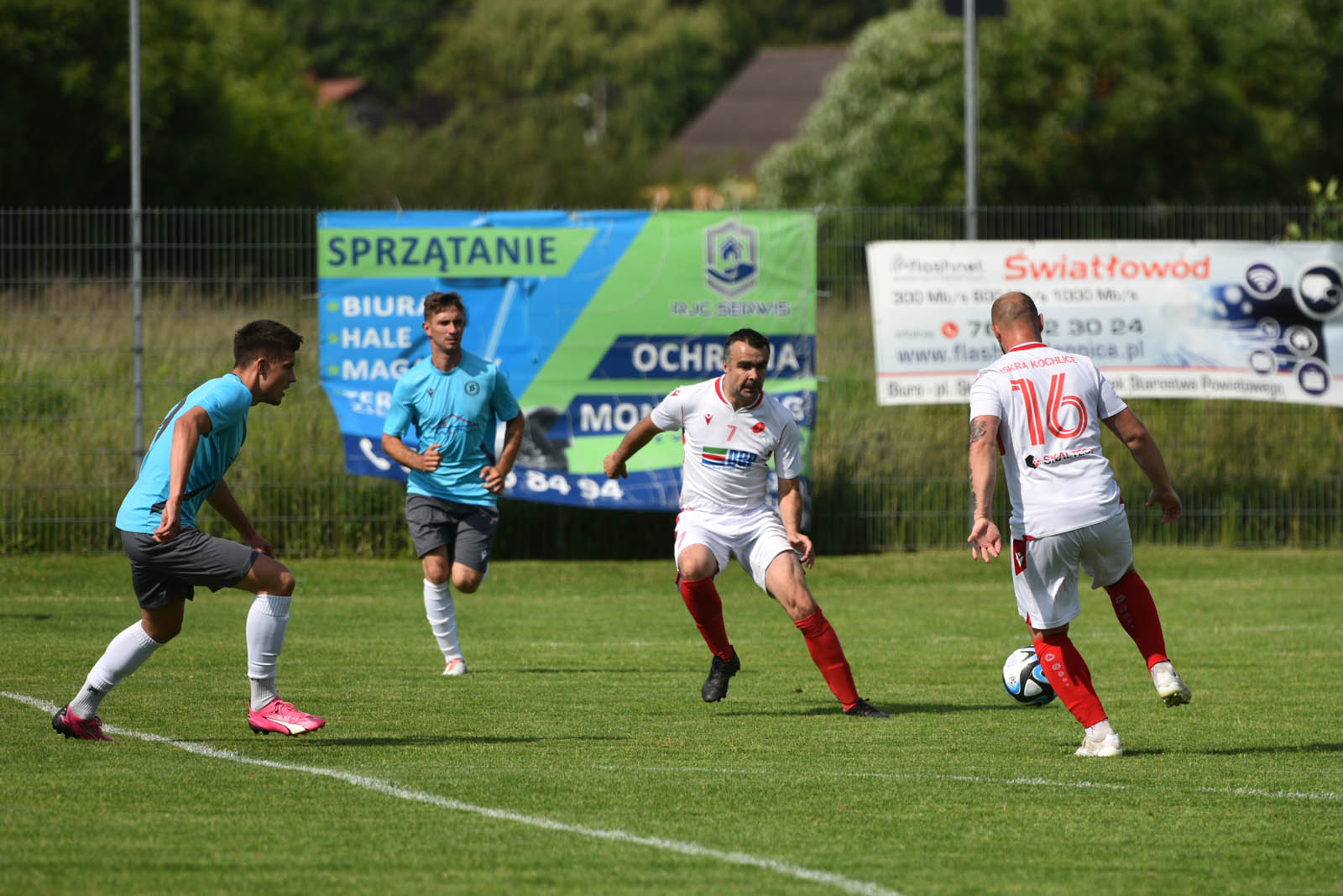 Iskra Kochlice po przerwie pokonała Błękitnych Koskowice