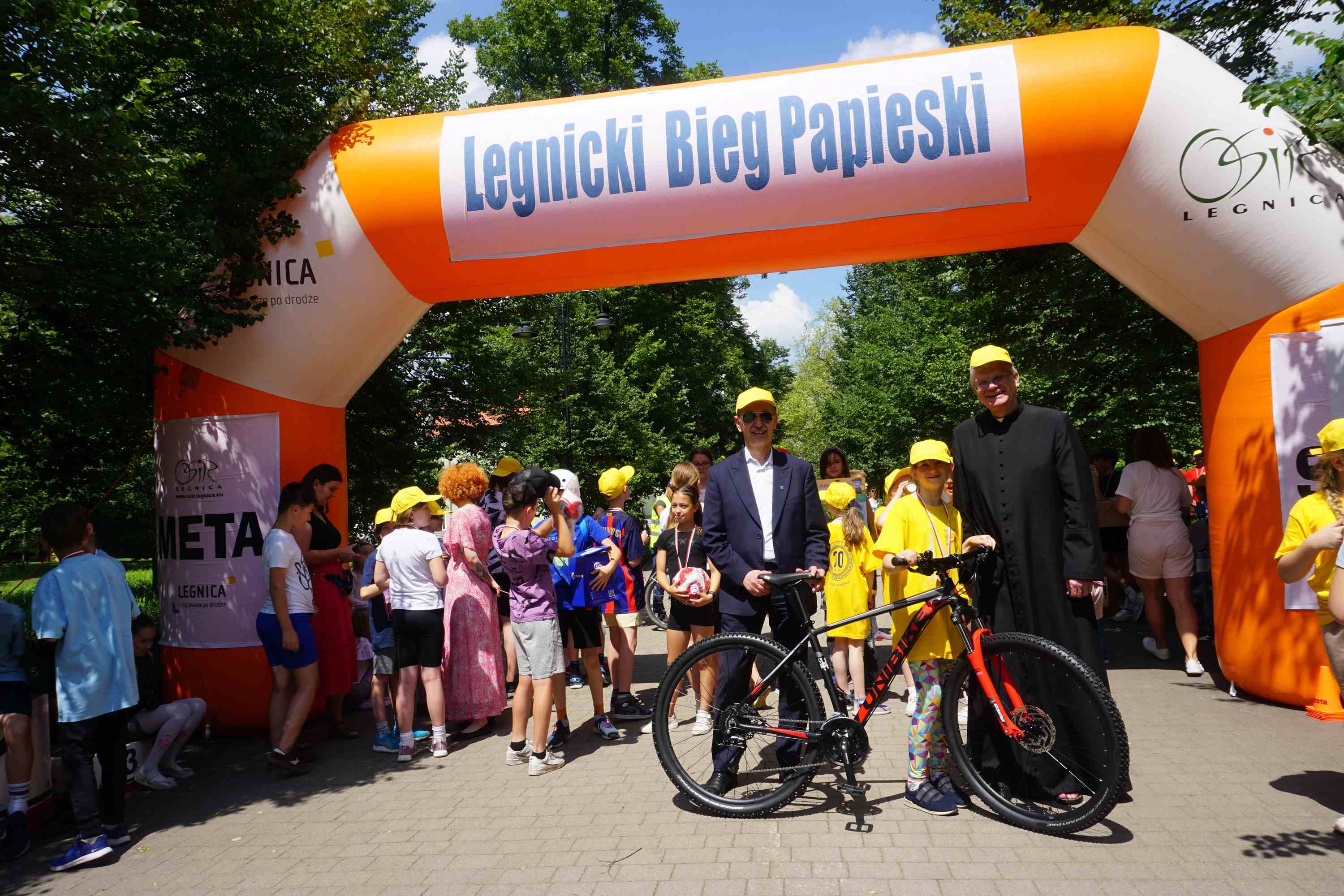 Pobiegli na pamiątkę wizyty papieża Jana Pawła II w Legnicy
