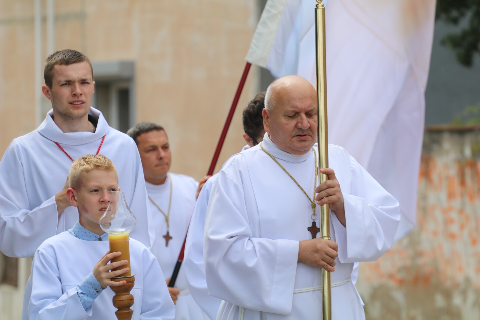 Poświęcenie figury Oczekującej Matki BoŻej w Legnicy
