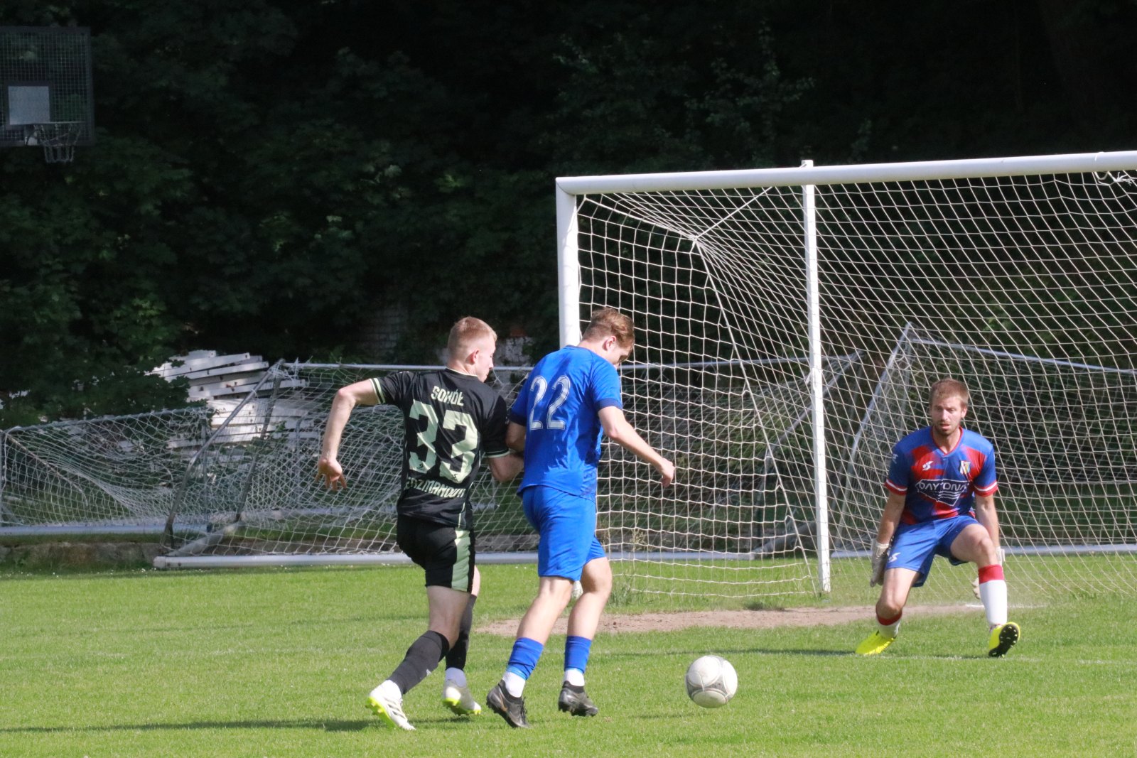 Mimo remisu do przerwy Konfeks 