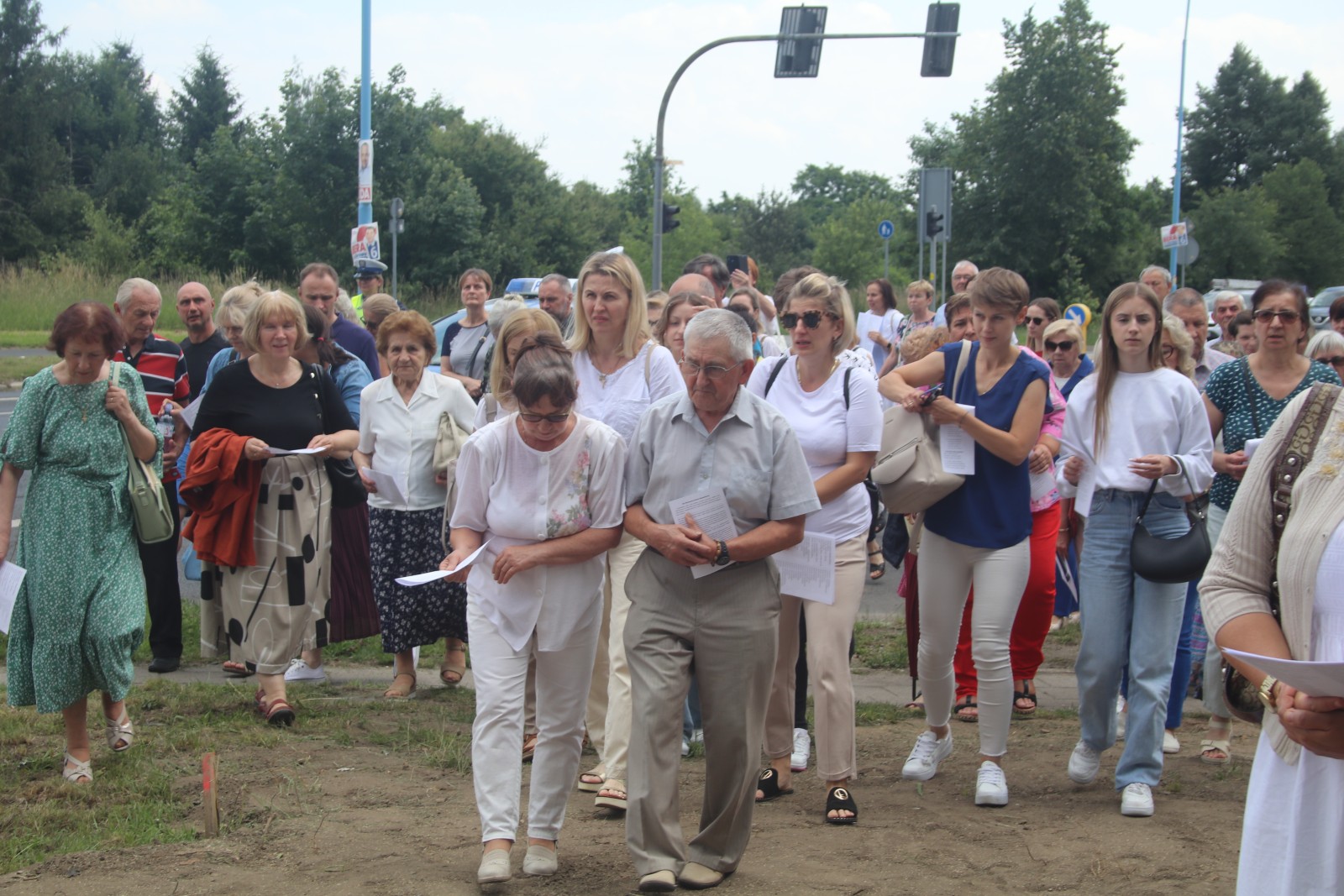 Poświęcenie figury Oczekującej Matki BoŻej w Legnicy