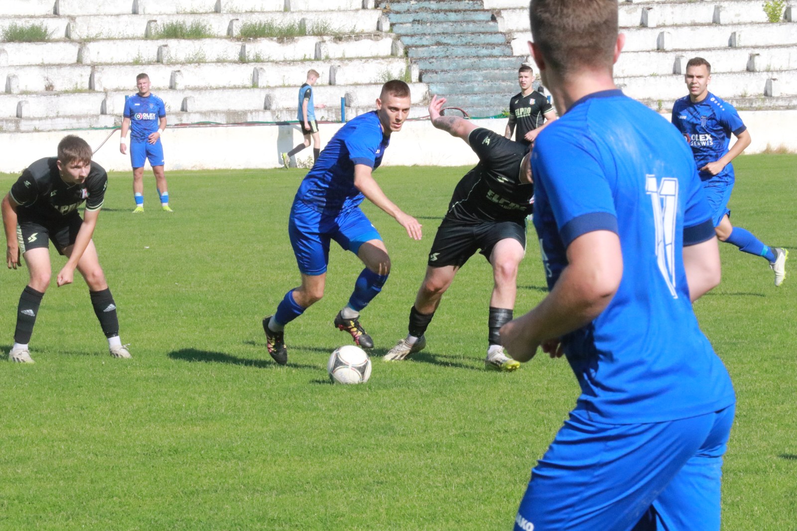 Mimo remisu do przerwy Konfeks 