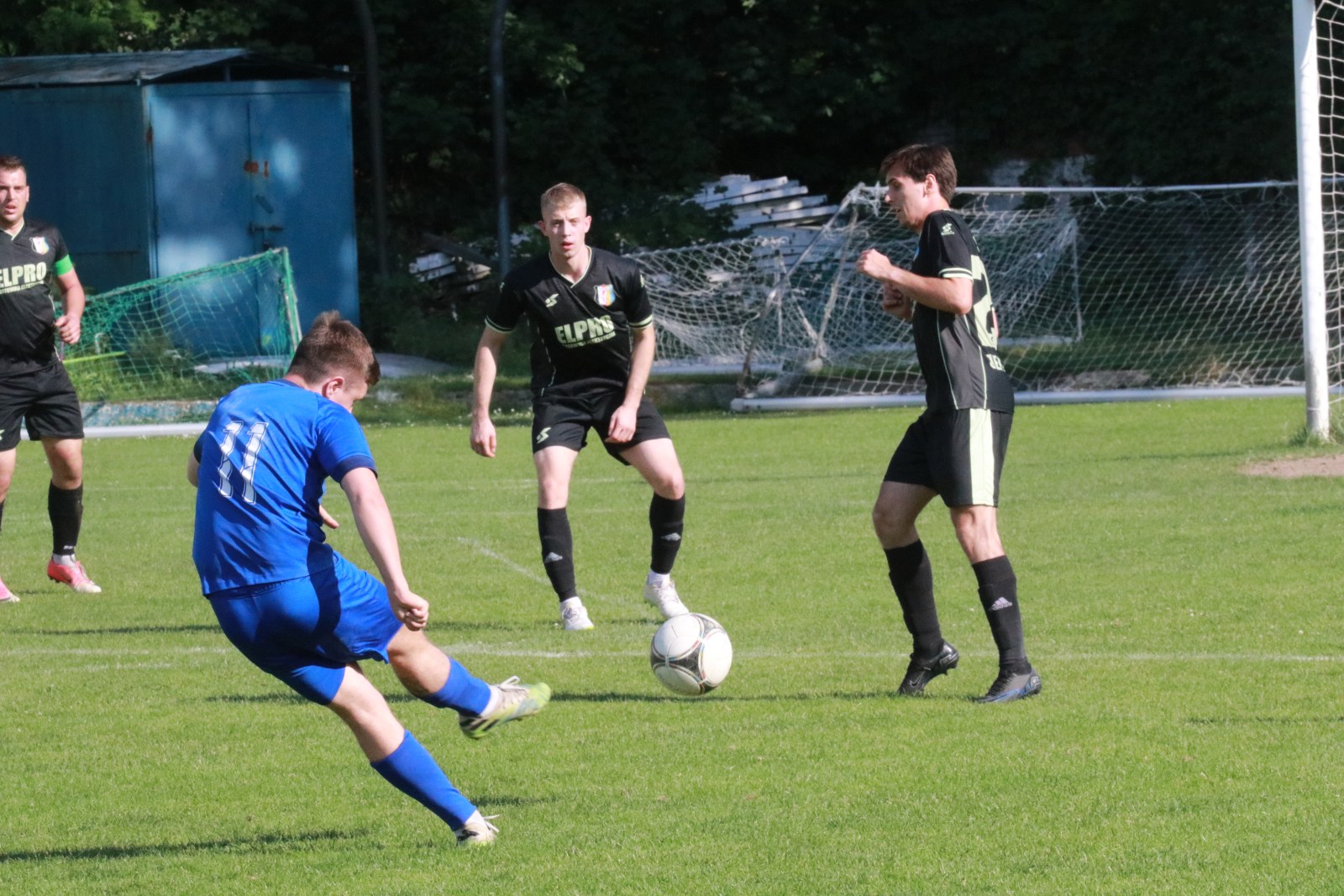 Mimo remisu do przerwy Konfeks 