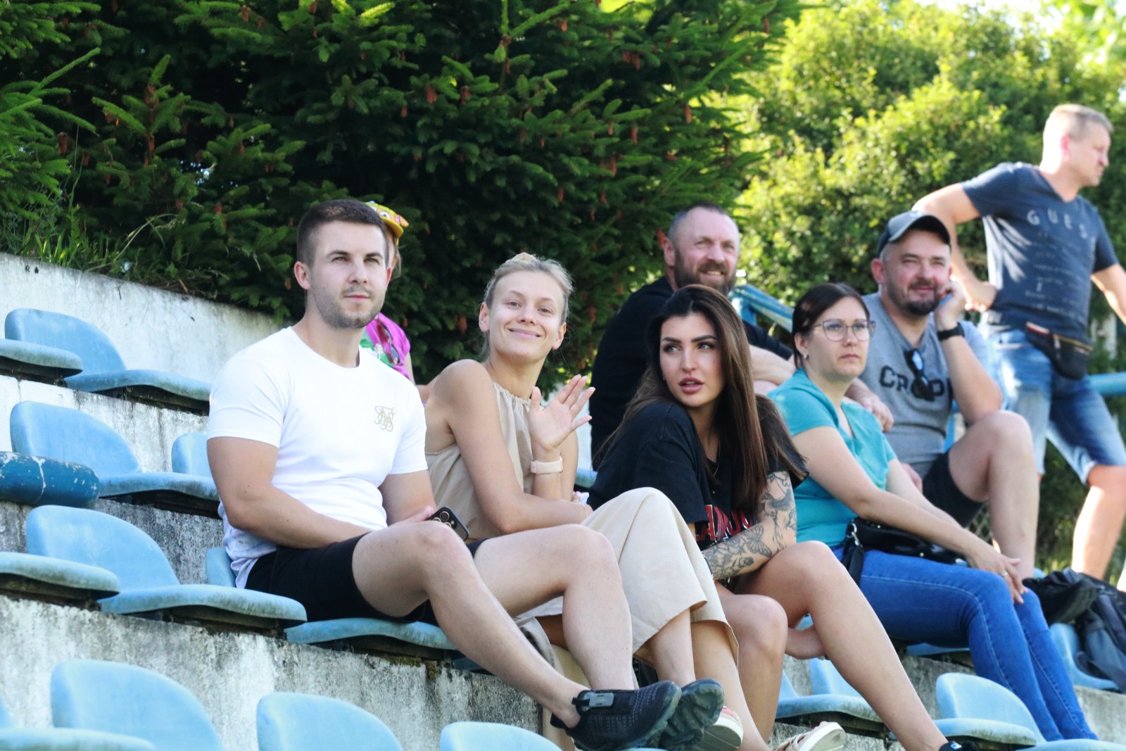 Mimo remisu do przerwy Konfeks 