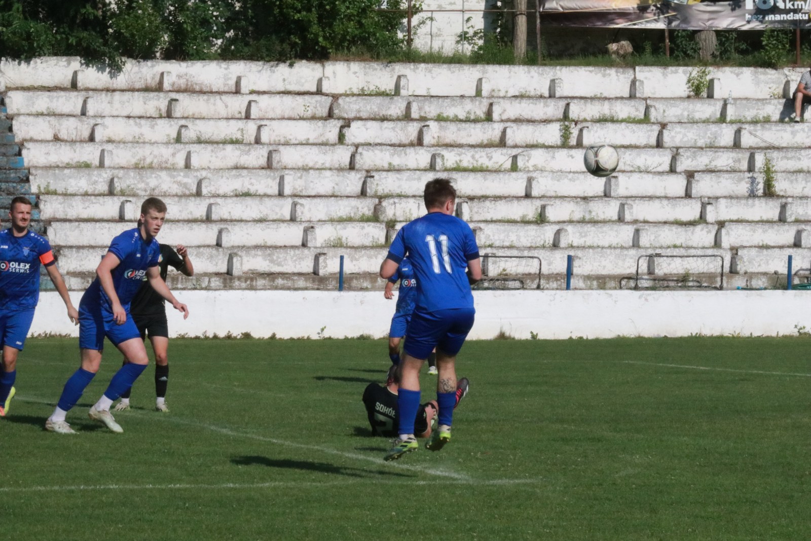 Mimo remisu do przerwy Konfeks 