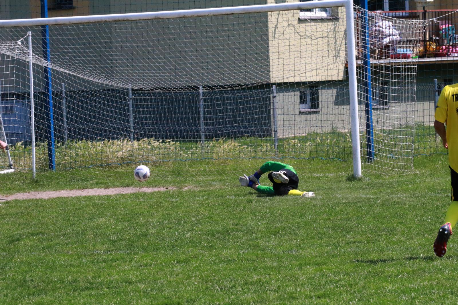 Unia Rosochata skromnie wygrała u siebie z Koroną Kawice