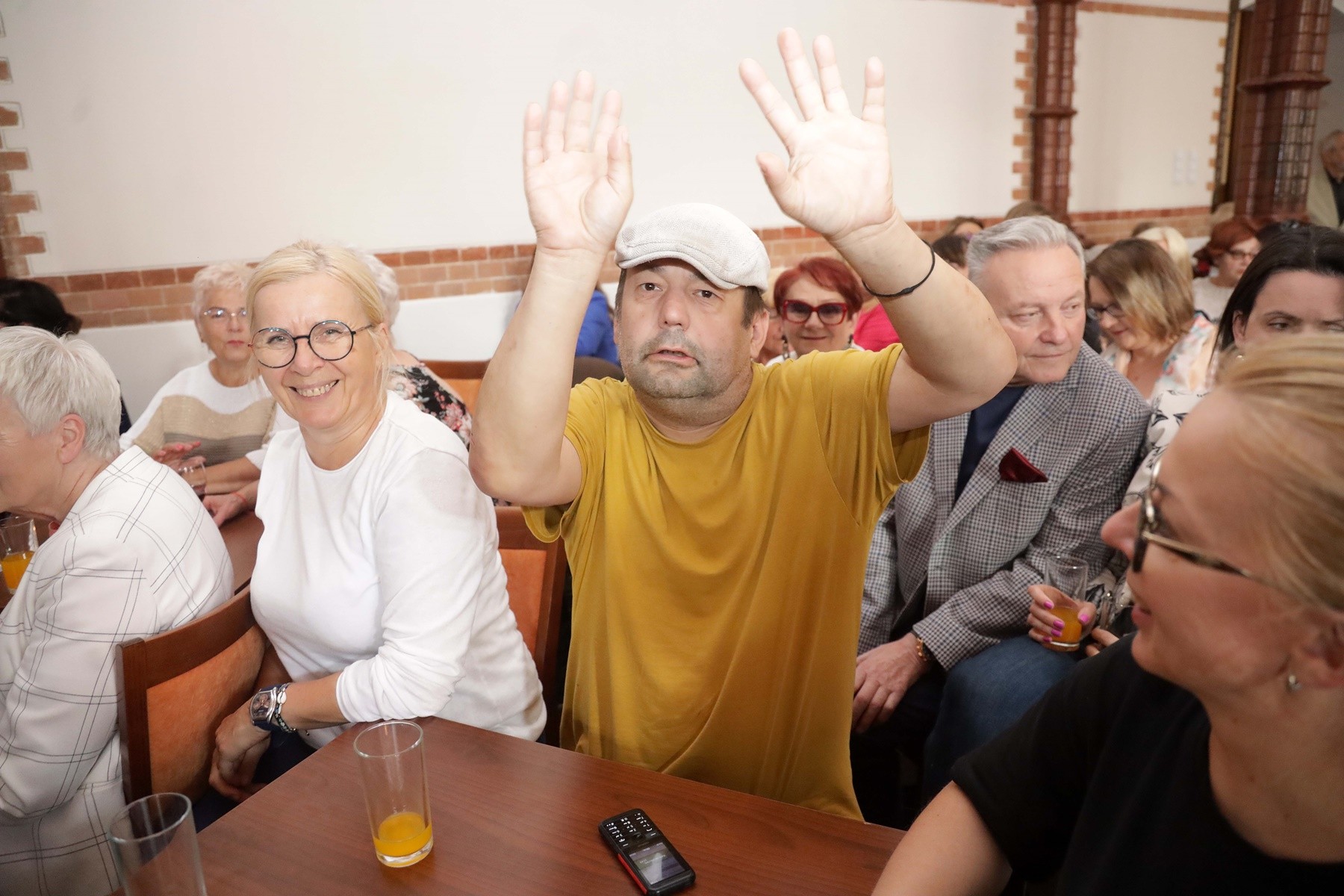 Przemek Bluszcz to nie tylko świetny aktor, to doskonały mówca
