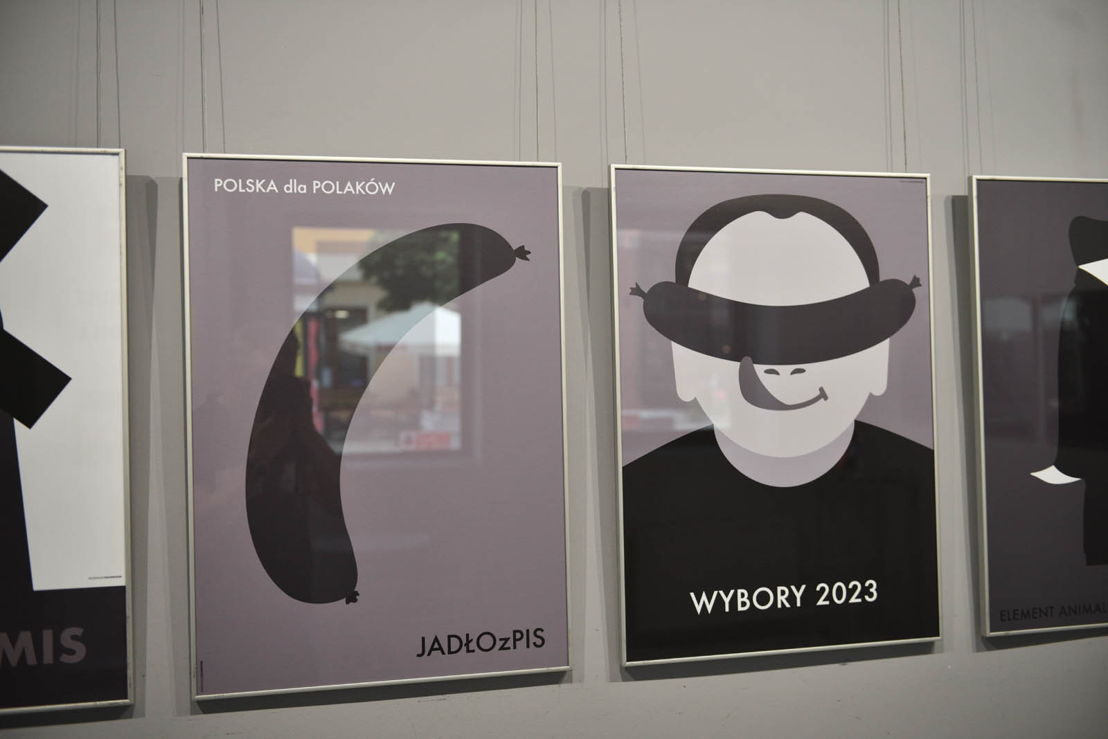 „Plakaty i ilustracje” Eugeniusza Skorwidera w Galerii Ring