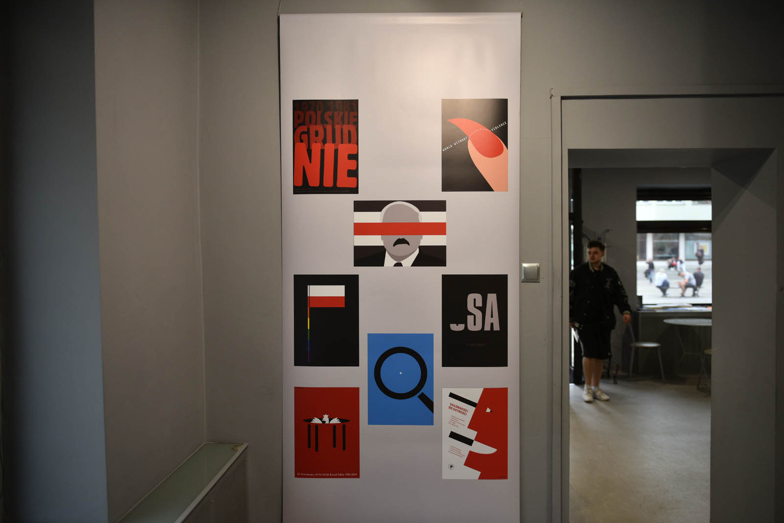 „Plakaty i ilustracje” Eugeniusza Skorwidera w Galerii Ring