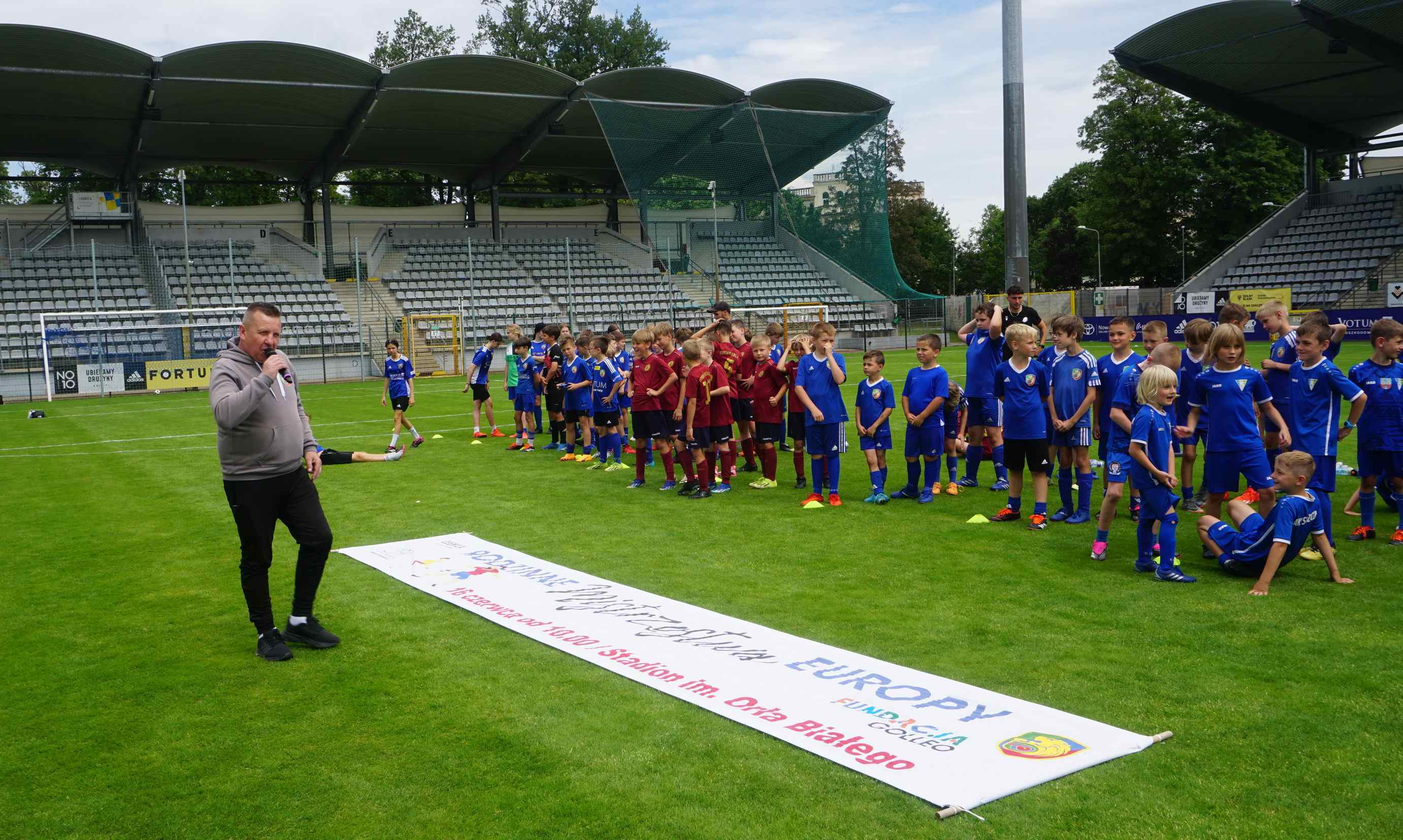 Rodzinne Mistrzostwa Europy na stadionie Miedzi Legnica