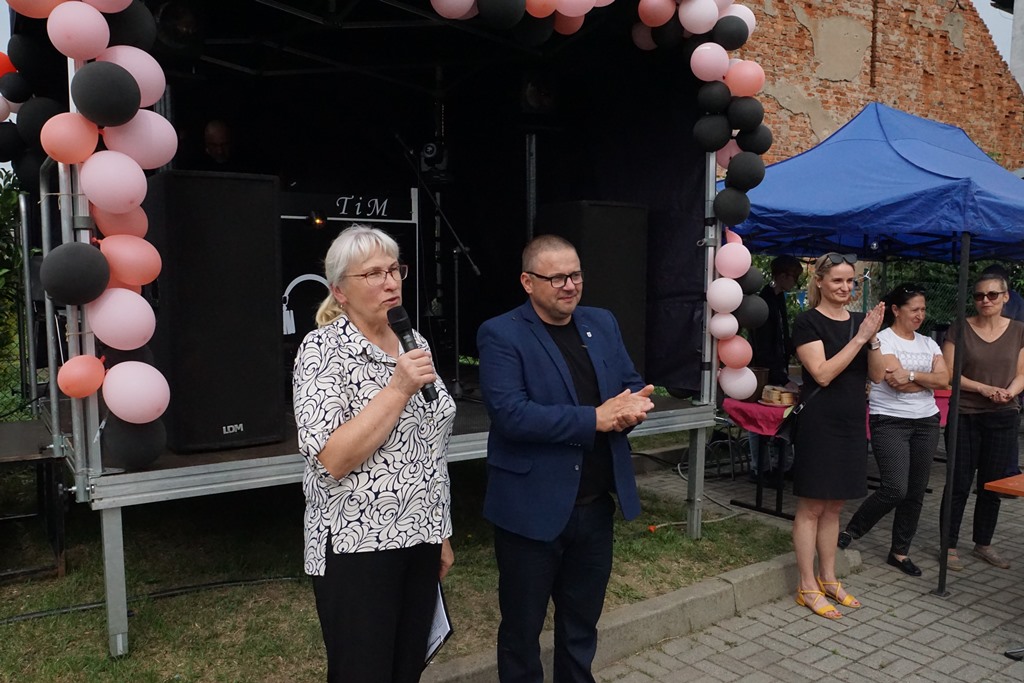 Piknik Rodzinny  w Pątnowie Legnickim: Konkurs lepienia pierogów