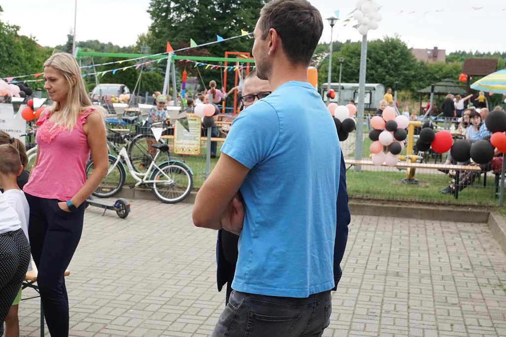 Piknik Rodzinny  w Pątnowie Legnickim: Konkurs lepienia pierogów