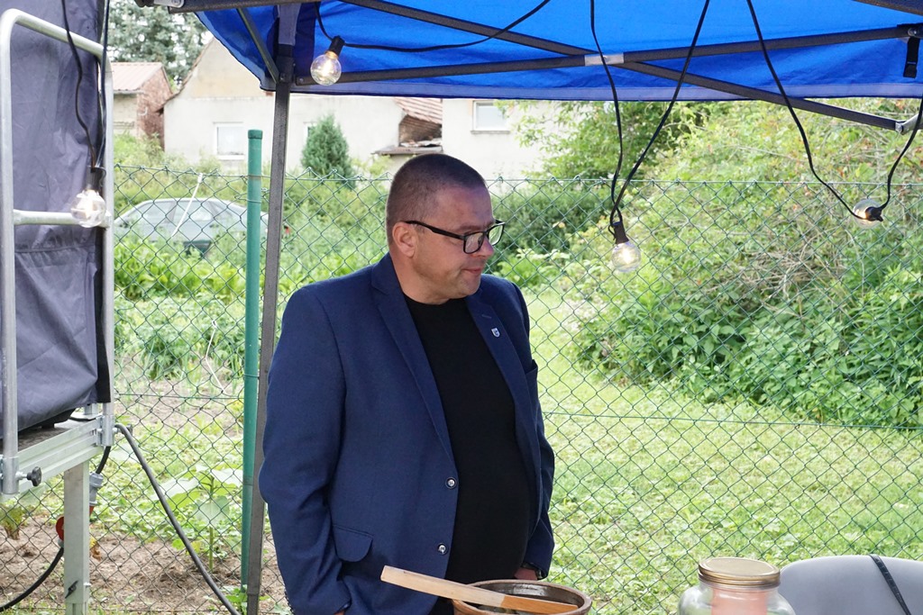 Piknik Rodzinny  w Pątnowie Legnickim: Konkurs lepienia pierogów
