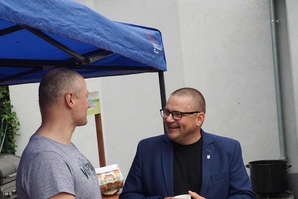Piknik Rodzinny  w Pątnowie Legnickim: Konkurs lepienia pierogów