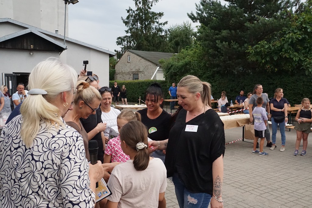Piknik Rodzinny  w Pątnowie Legnickim: Konkurs lepienia pierogów