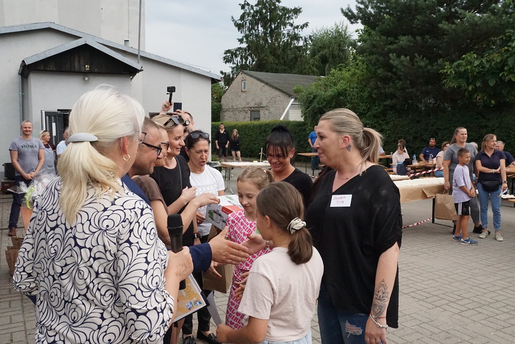 Piknik Rodzinny  w Pątnowie Legnickim: Konkurs lepienia pierogów