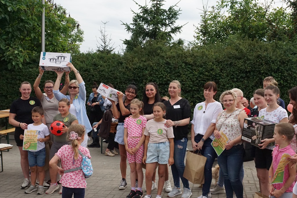 Piknik Rodzinny  w Pątnowie Legnickim: Konkurs lepienia pierogów