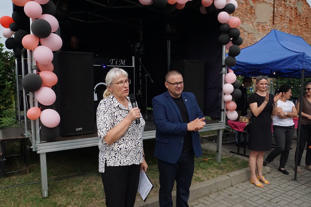 Piknik Rodzinny  w Pątnowie Legnickim: Konkurs lepienia pierogów