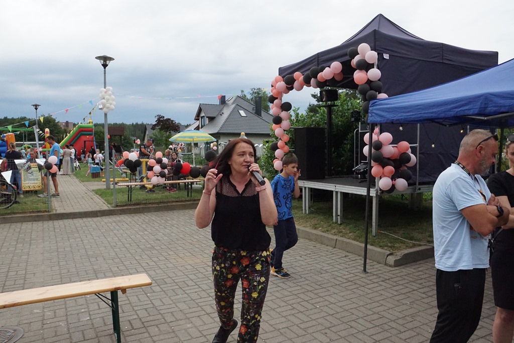 Piknik Rodzinny  w Pątnowie Legnickim: Konkurs lepienia pierogów