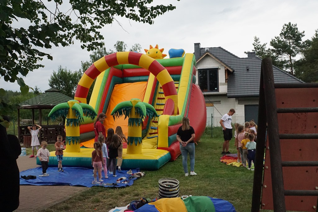 Piknik Rodzinny  w Pątnowie Legnickim: Konkurs lepienia pierogów