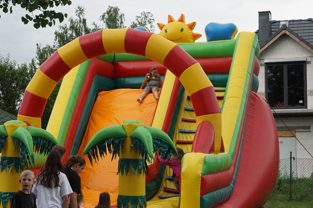 Piknik Rodzinny  w Pątnowie Legnickim: Konkurs lepienia pierogów