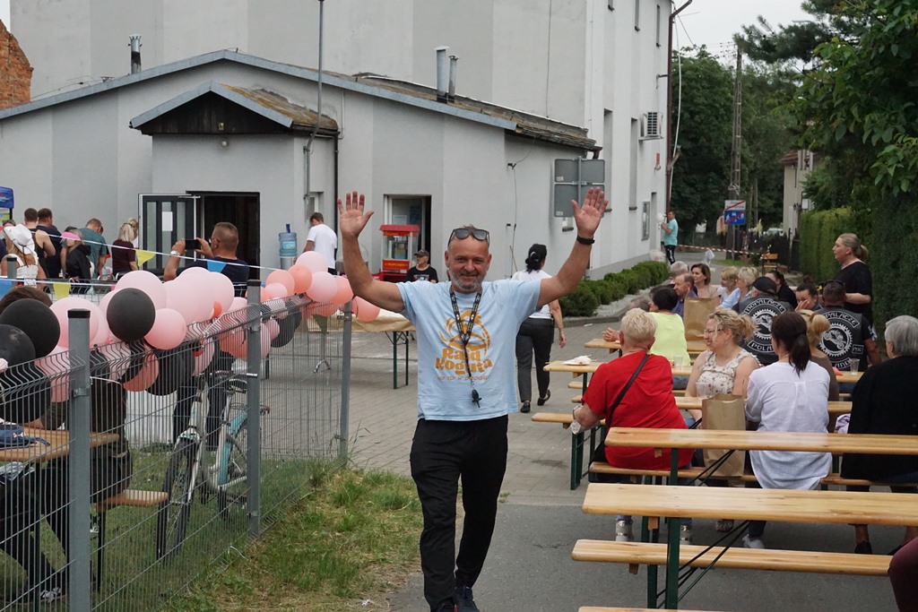 Piknik Rodzinny  w Pątnowie Legnickim: Konkurs lepienia pierogów