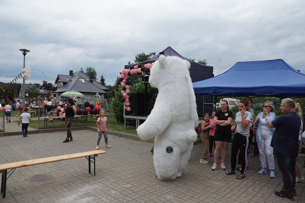 Piknik Rodzinny  w Pątnowie Legnickim: Konkurs lepienia pierogów