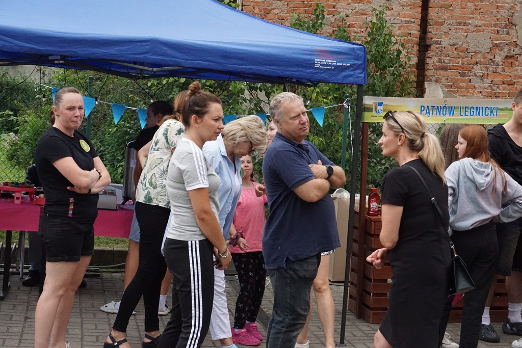 Piknik Rodzinny  w Pątnowie Legnickim: Konkurs lepienia pierogów
