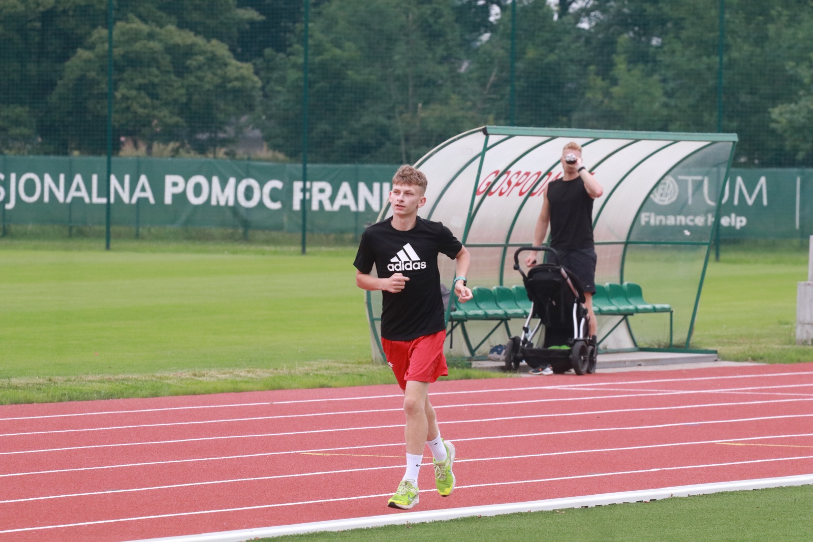 Sportowy piątek: Otwarcie boisk i bieżni lekkoatletycznej