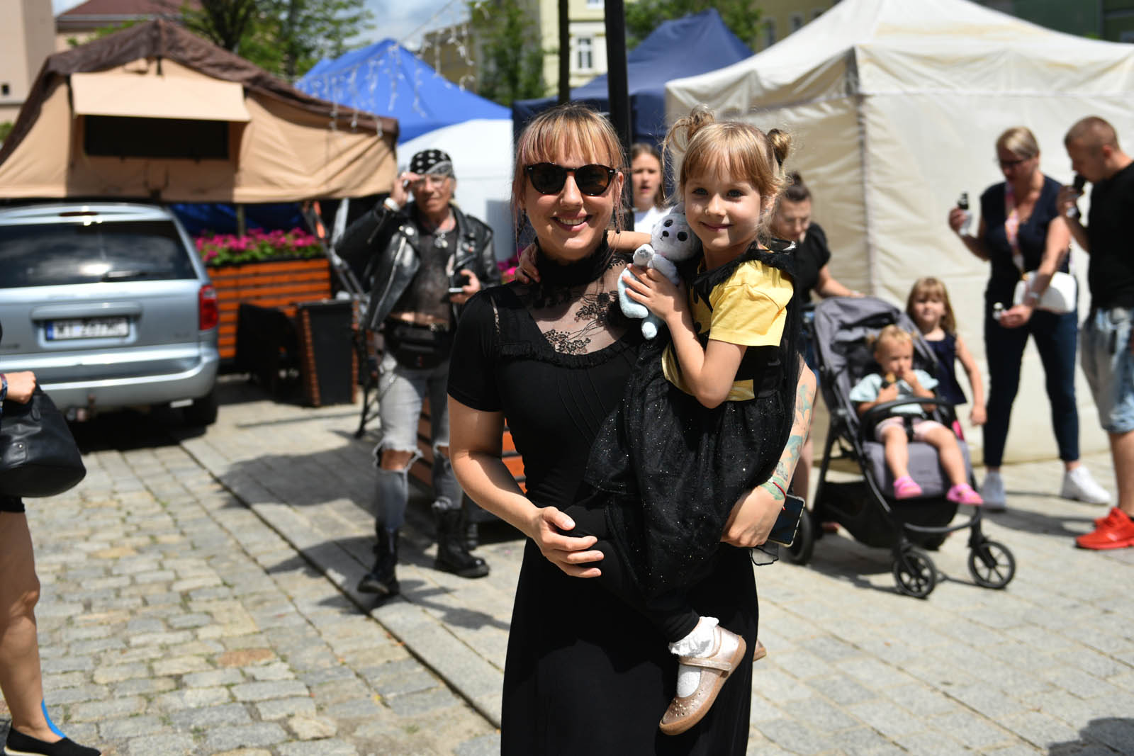 Castle Party: Pokaz mody alternatywnej na rynku w Bolkowie
