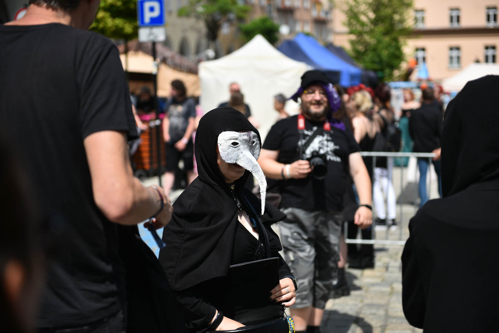 Castle Party: Pokaz mody alternatywnej na rynku w Bolkowie