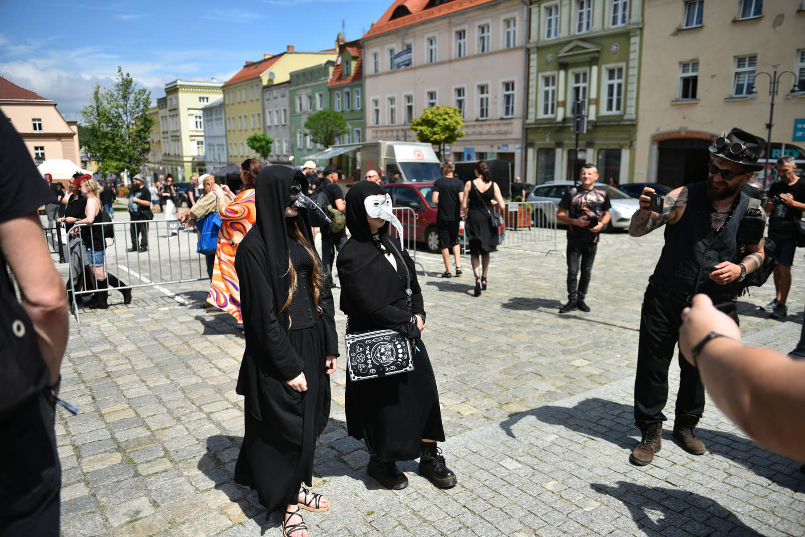 Castle Party: Pokaz mody alternatywnej na rynku w Bolkowie