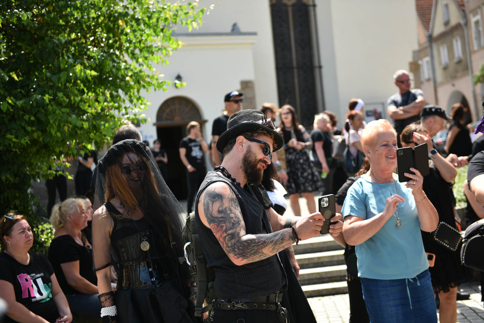 Castle Party: Pokaz mody alternatywnej na rynku w Bolkowie