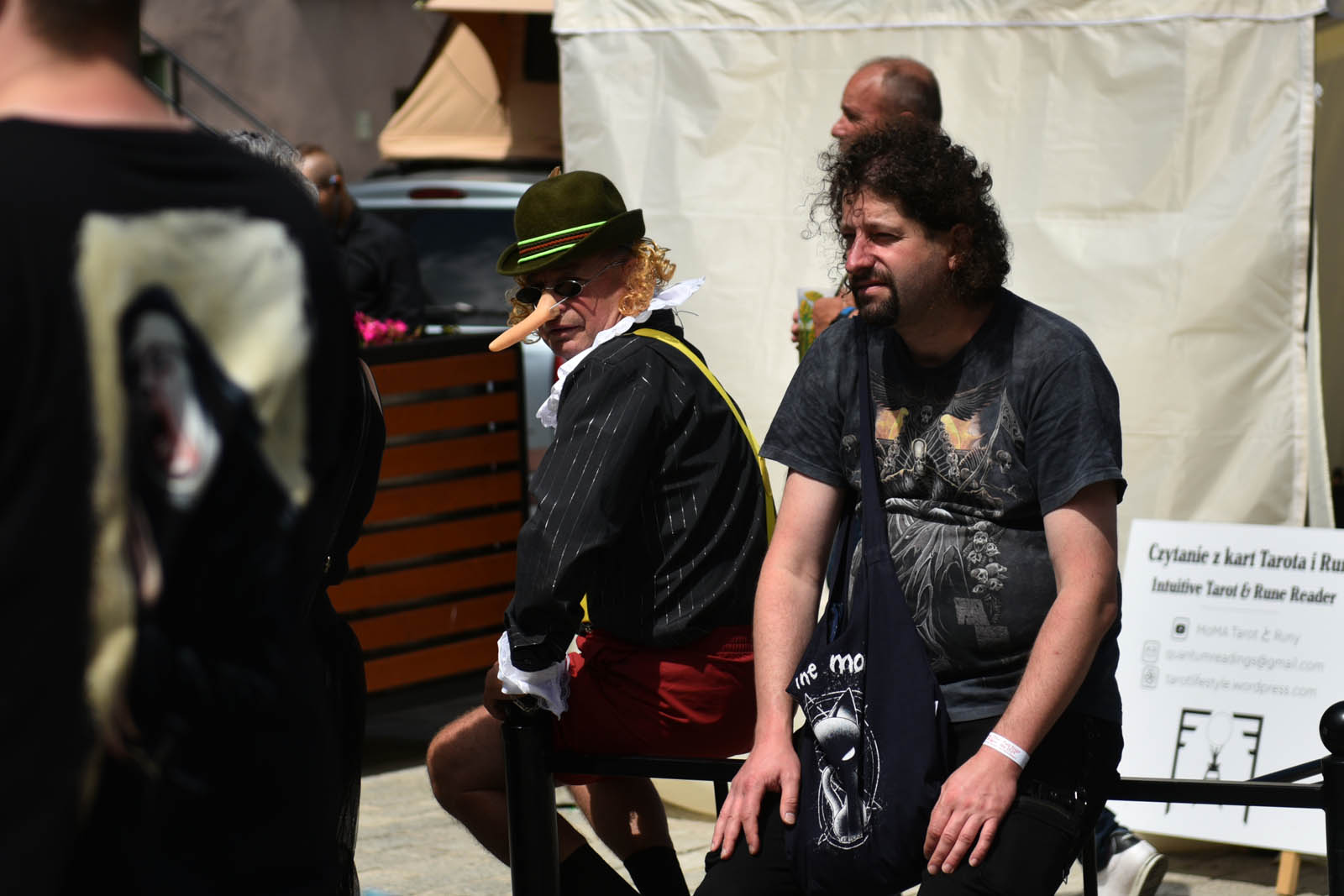 Castle Party: Pokaz mody alternatywnej na rynku w Bolkowie