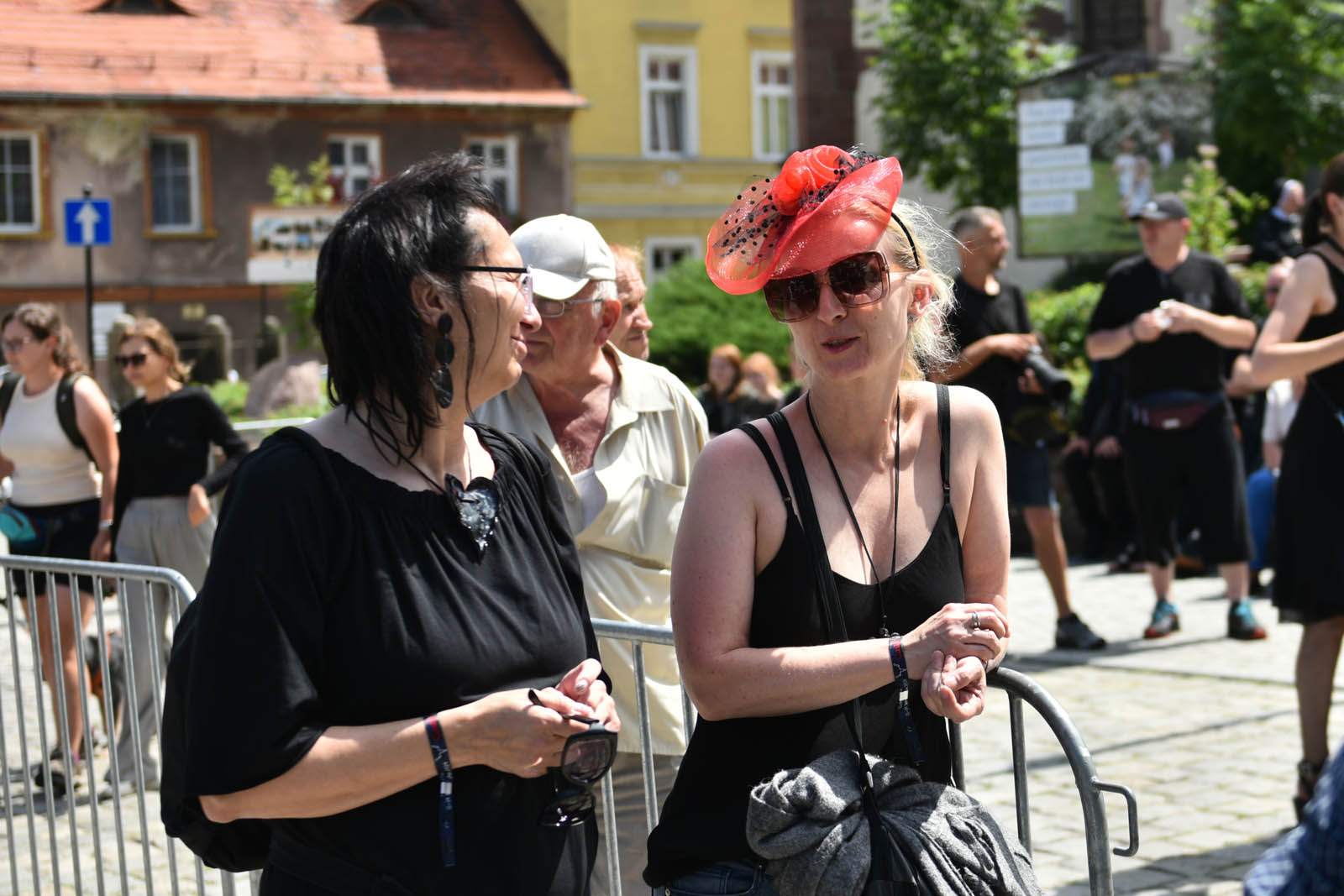 Castle Party: Pokaz mody alternatywnej na rynku w Bolkowie