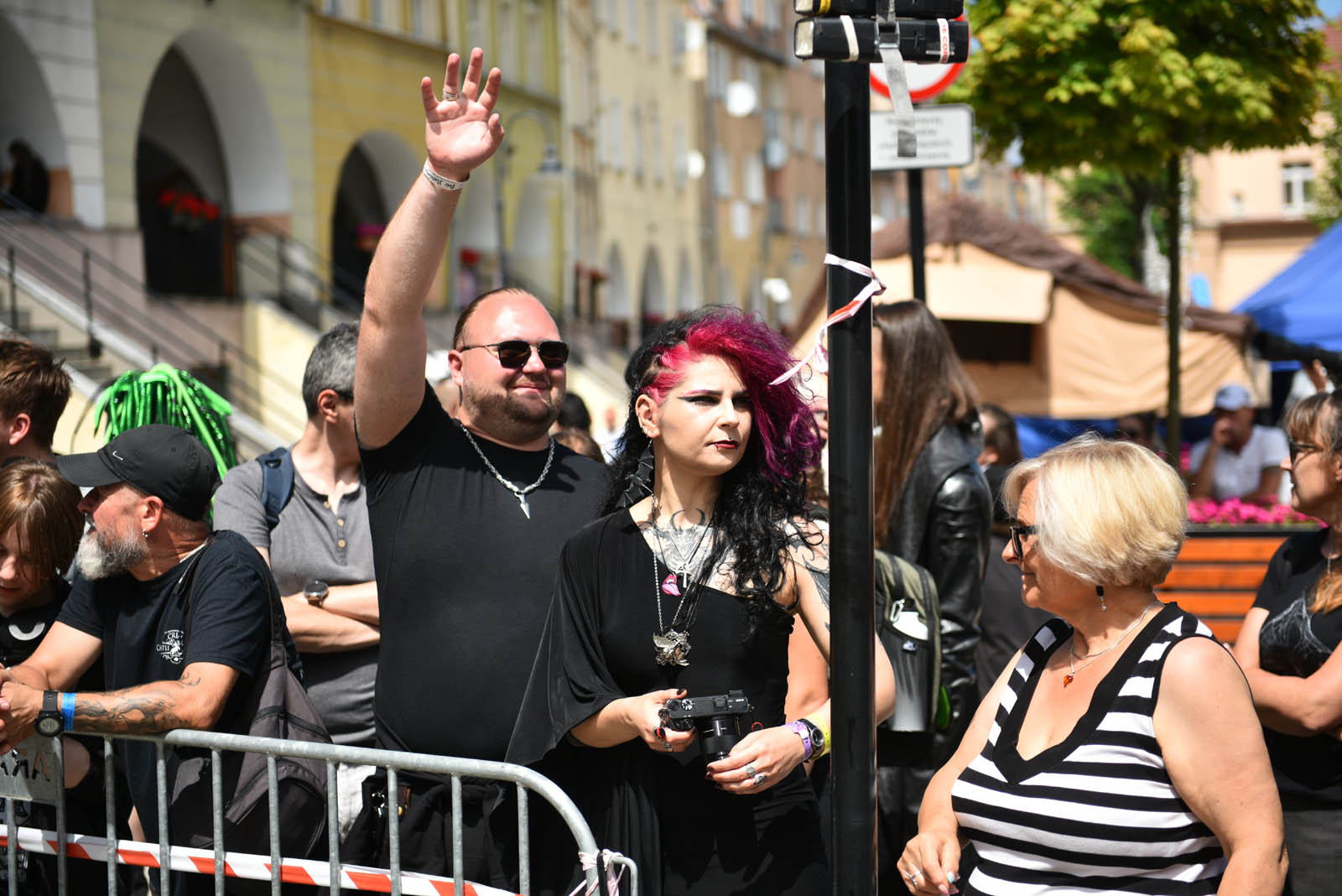 Castle Party: Pokaz mody alternatywnej na rynku w Bolkowie