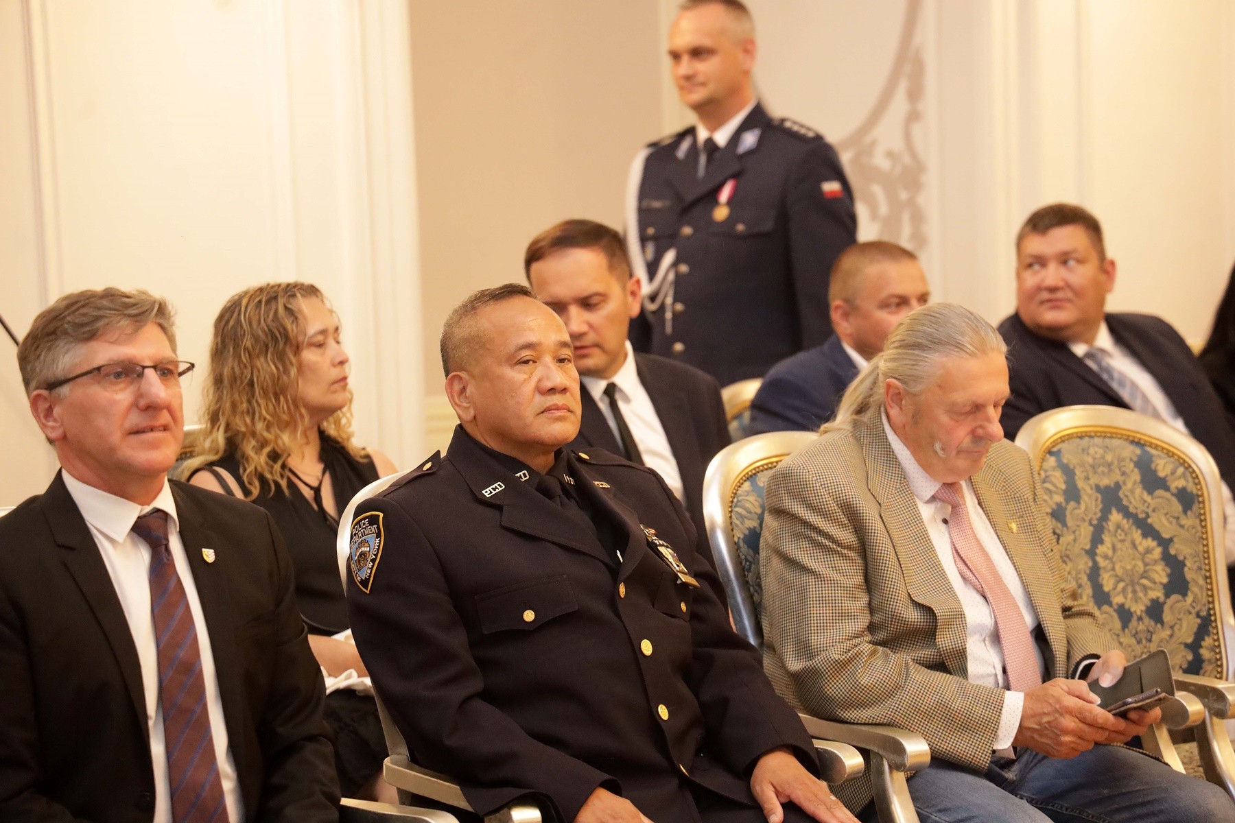 Awanse, odznaczenia i listy gratulacyjne dla policjantów