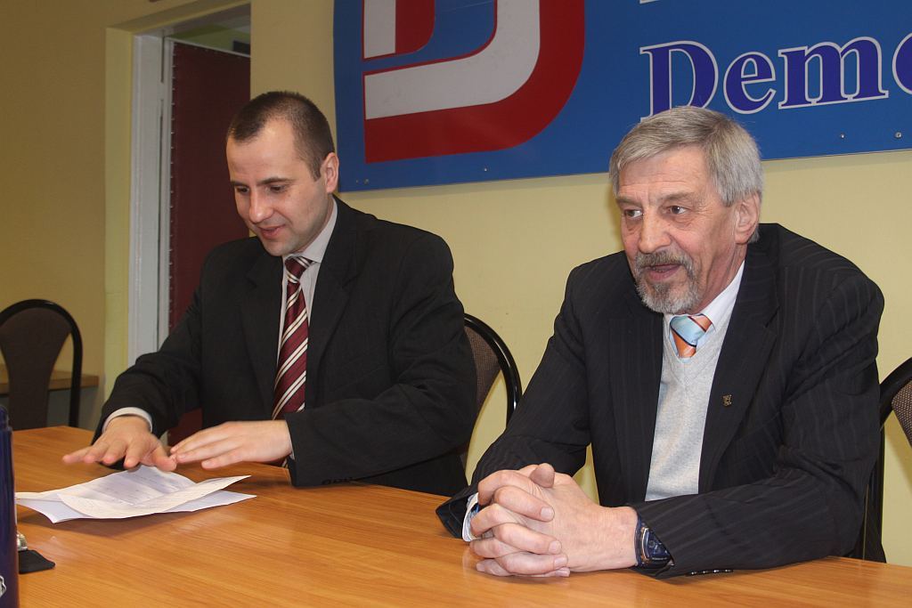 Kazimierz Hałaszyński i jego działalność w obiektywie Lca.pl