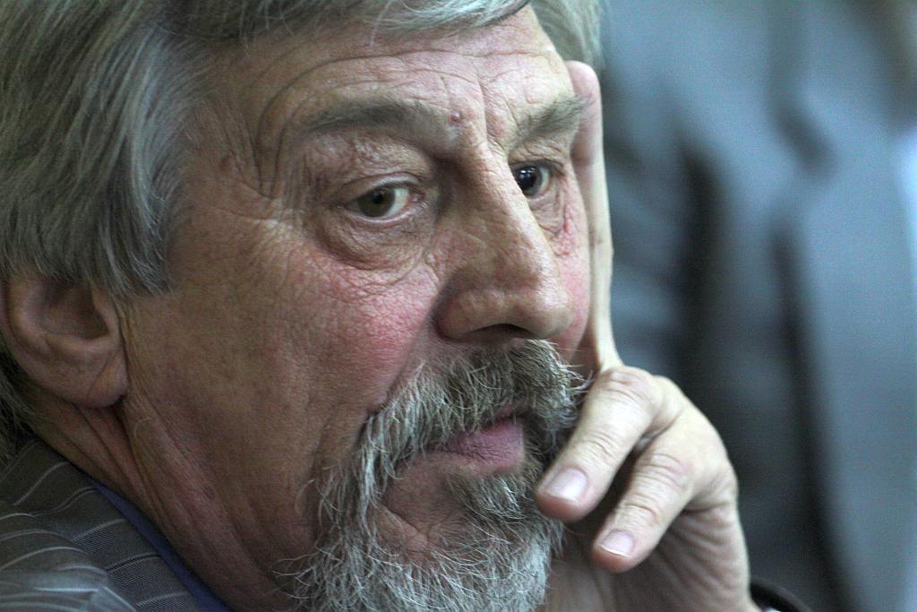 Kazimierz Hałaszyński i jego działalność w obiektywie Lca.pl